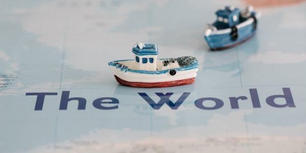 Mejora la navegación con flaps estabilizadores para barcos de recreo que reducen balanceo y consumo